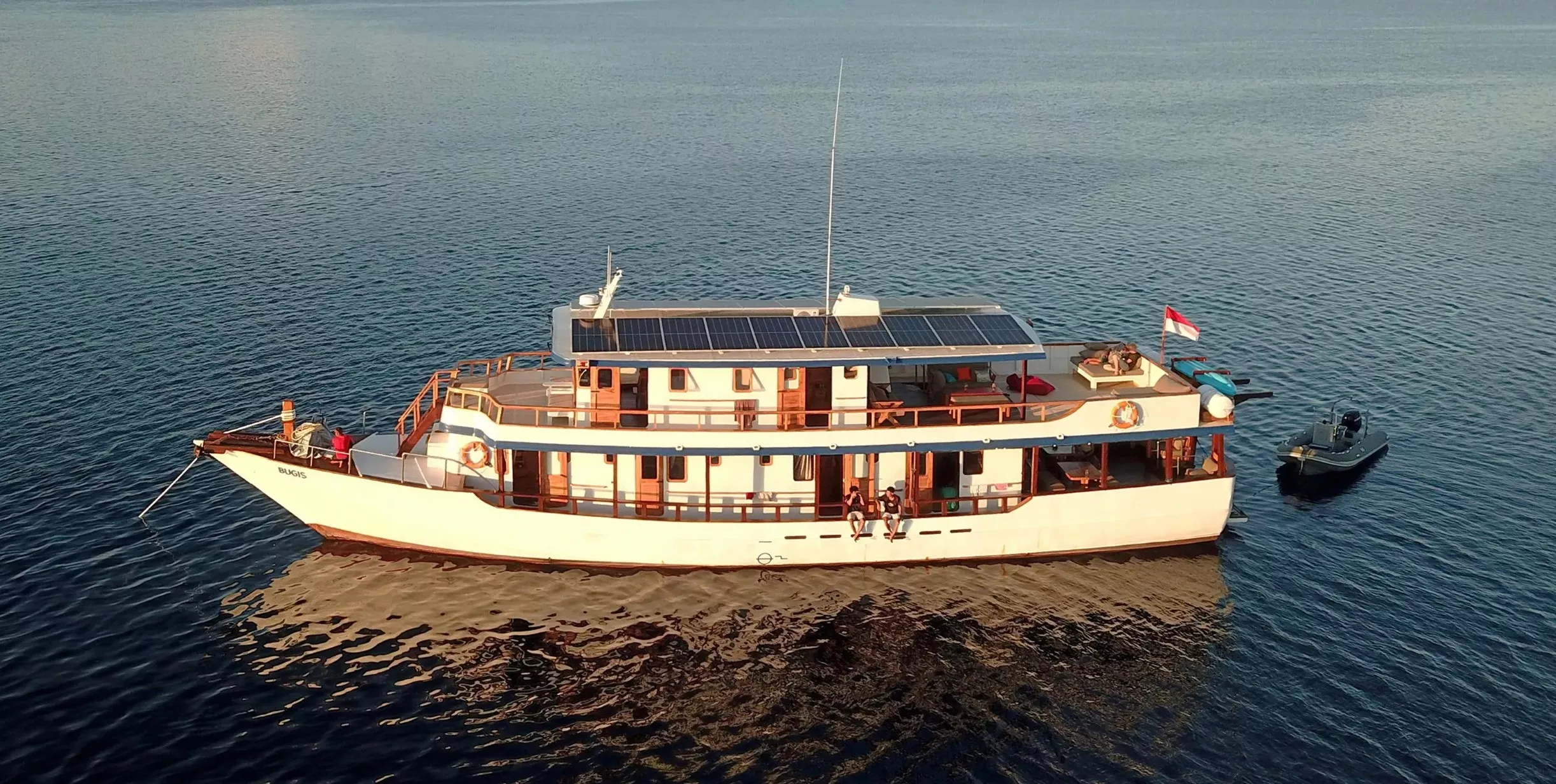 Nomad Archipelago, building our eco friendly & sustainable liveaboards
